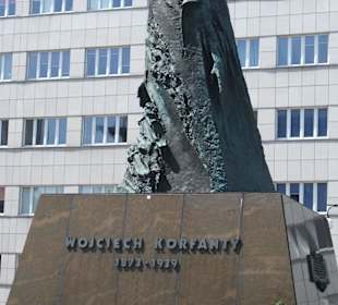 Pomnik Wojciecha Korfantego