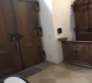 Stift Unserer Lieben Frau zur Alten Kapelle