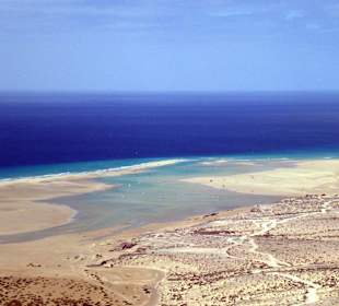 Bei Costa Calma / Windsurfing 