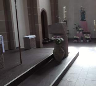 Herz-Jesu-Kirche Lützenhardt