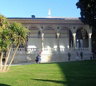 Blick auf einen der Paläste