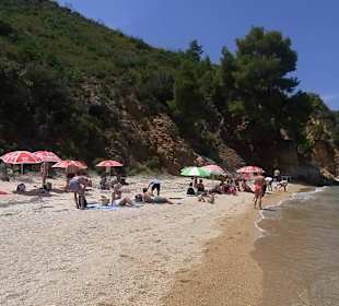 Strand Blaue Lagune mit Grillen am Strand