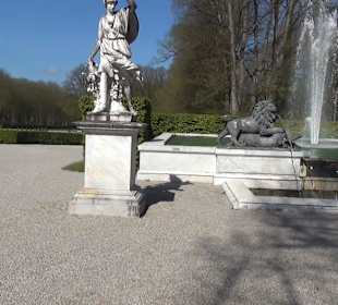 Schlossgarten - Nördlicher Marmorbrunnen