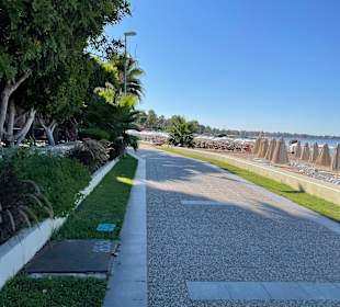 Strandpromenade Side