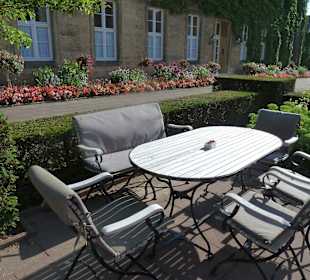 Terrasse mit Blick auf den Park