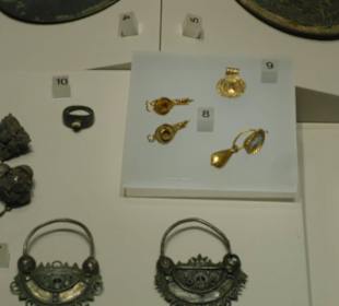 Gold und Silberschmuck