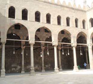 in der Moschee