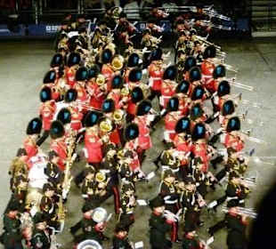 Die Show hat begonnen