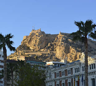 Zamek św. Barbary (Santa Bárbara)