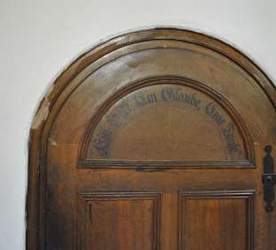 Kościół Pokoju w Świdnicy. Wejście na zachrystię.