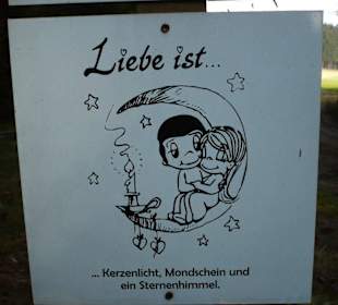 "Liebe ist" - Wanderweg