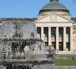 Wiesbaden: Blick vom Bowling Green zum Kurhaus