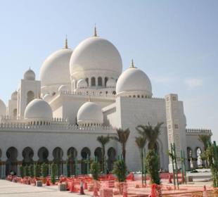 Grand Mosq in Abu Dhabi