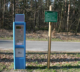 Kassensäule am Wanderparkplatz