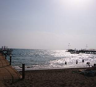 Strand Lara