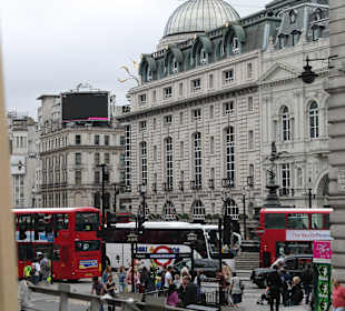 Picadilly Circus