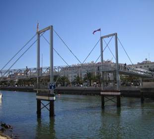 Die Zugbrücke in Lagos