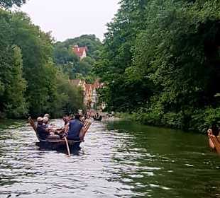 Stocherkahn auf dem Neckar 