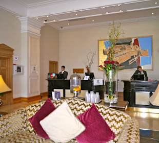 Entrance Hall The Westin Malta