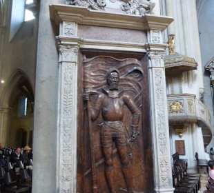 Grabmal in der Michaelerkirche