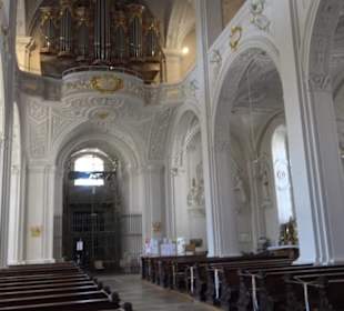 Hofkirche „Unserer Lieben Frau“