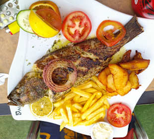 Lokaler Fisch gegrillt