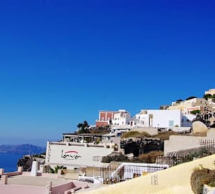 Santorin selbst im Bild Landschaft, Stadt