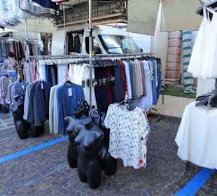 Rundgang über den Markt von Malcesine