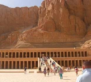 Luxor Terassentempel