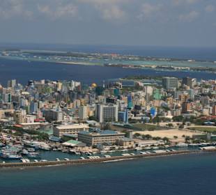 Mit dem Wasserflugzeug nach Male