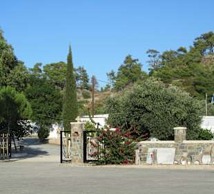 Eingang Kloster Moni Thari