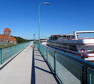 Die Schleusenanlage am Wasserstraßenkreuz Minden