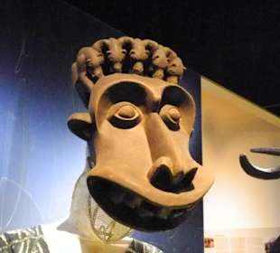 Tanzmaske, heute noch im Gebrauch