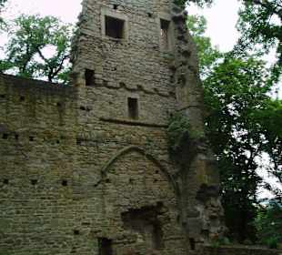 Imposante Klosterruinen