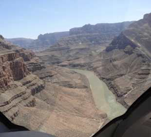 Flug zum Grand Canyon