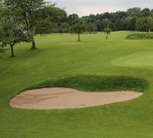 Durch Bunker geschützte Grüns