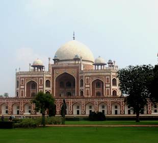 Humayun Mausoleum, Vorderansicht
