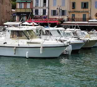 Impressionen aus dem Hafen von Cassis