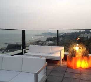 Terrasse der Bar in der 5. Etage
