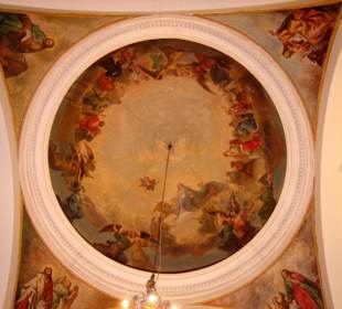 Deckengemälde über dem Altar