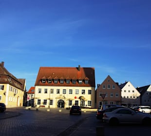 Der Ort vor der Basilika