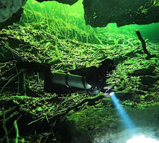 Cenote Calavera