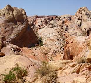 Wanderweg bei den White Domes