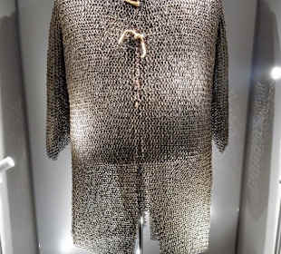 Kettenhemd in der Ritterabteilung der Veste