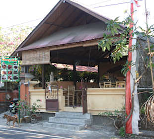 Außenansicht Warung Made