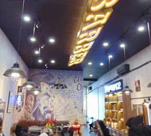 Mr. Den Barber & Tattoo Phu Quoc