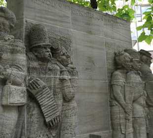 Der Ostermannplatz mit dem Ostermannbrunnen