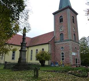 Kirche Harpstedt AKZENT Hotel Zur Wasserburg