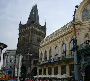 Obecní dům a Prašná brána