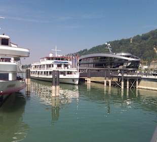 Вид корабля в порту Брегенца